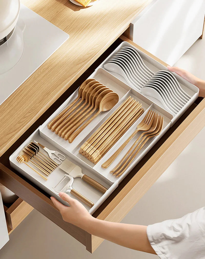Expandable Cutlery Drawer Organizer