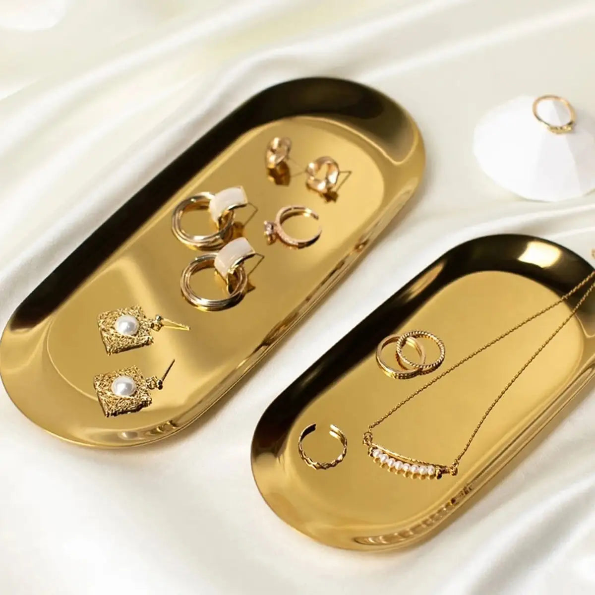 Oval Metal Jewelry & Vanity Tray