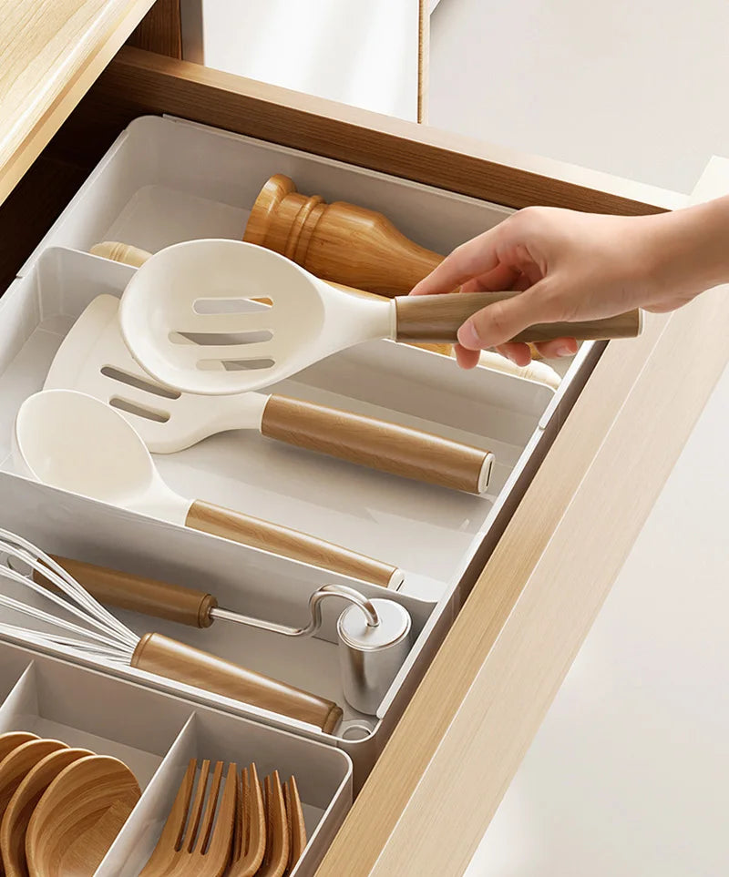 Expandable Cutlery Drawer Organizer