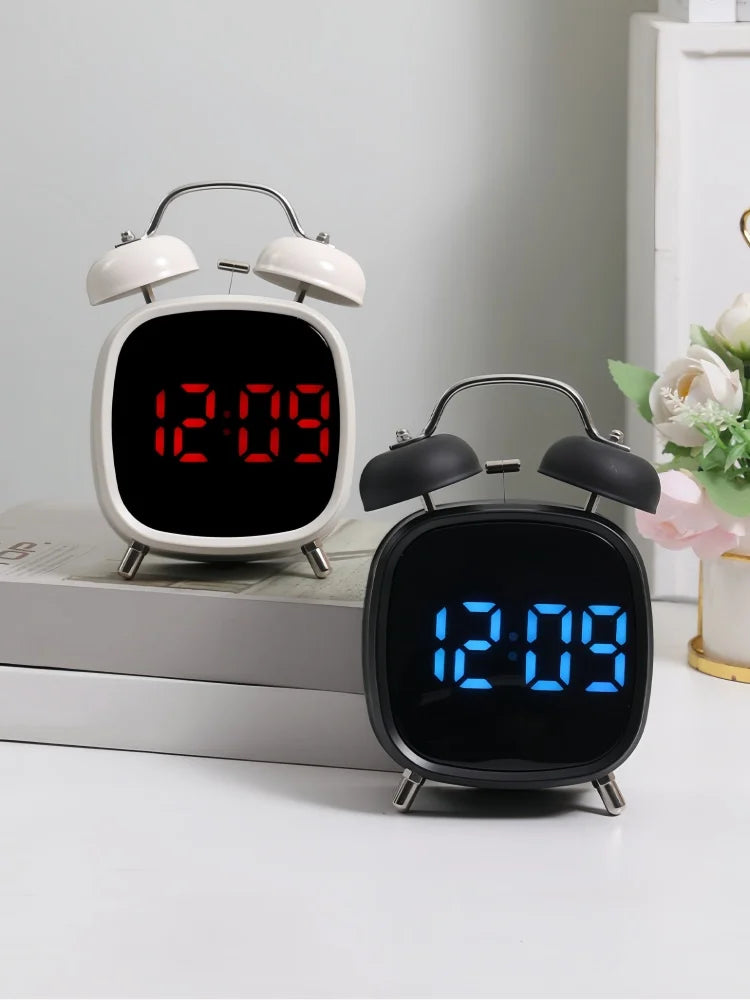 Large-Display Voice-Control Digital Alarm Clock