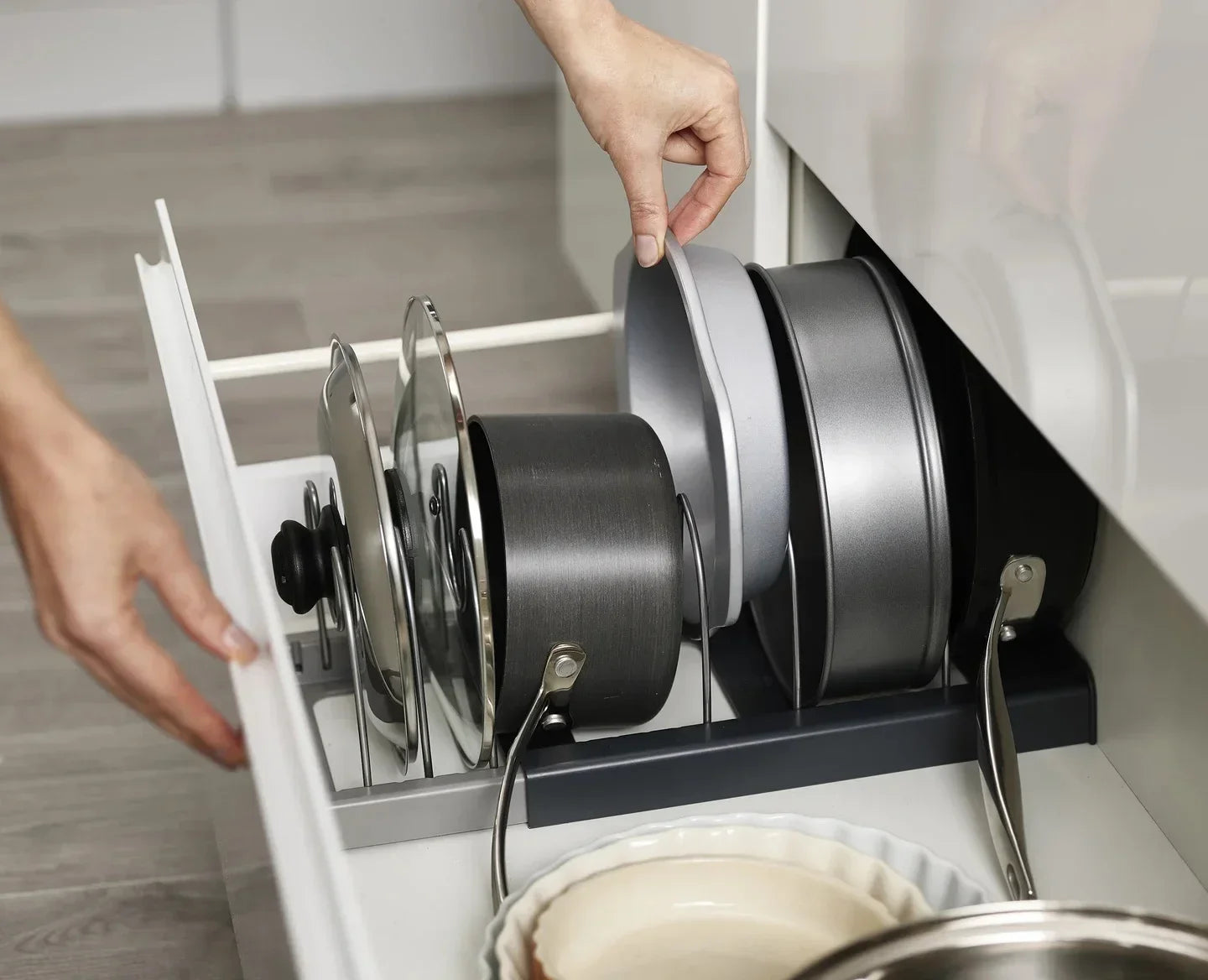 Expandable Pot & Pan Organizer Rack