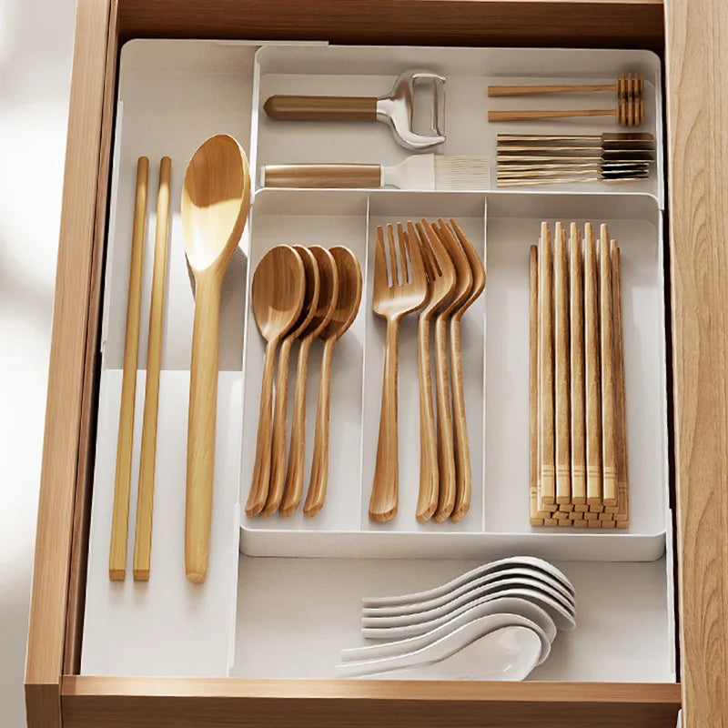 Expandable Cutlery Drawer Organizer