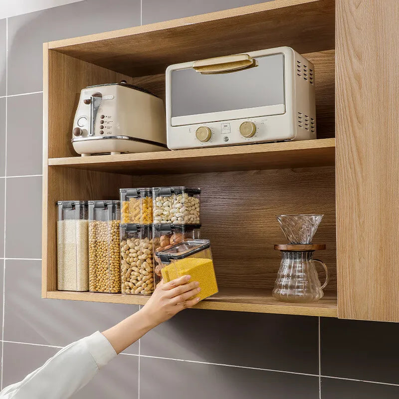 lear Pantry Storage Container with Lid